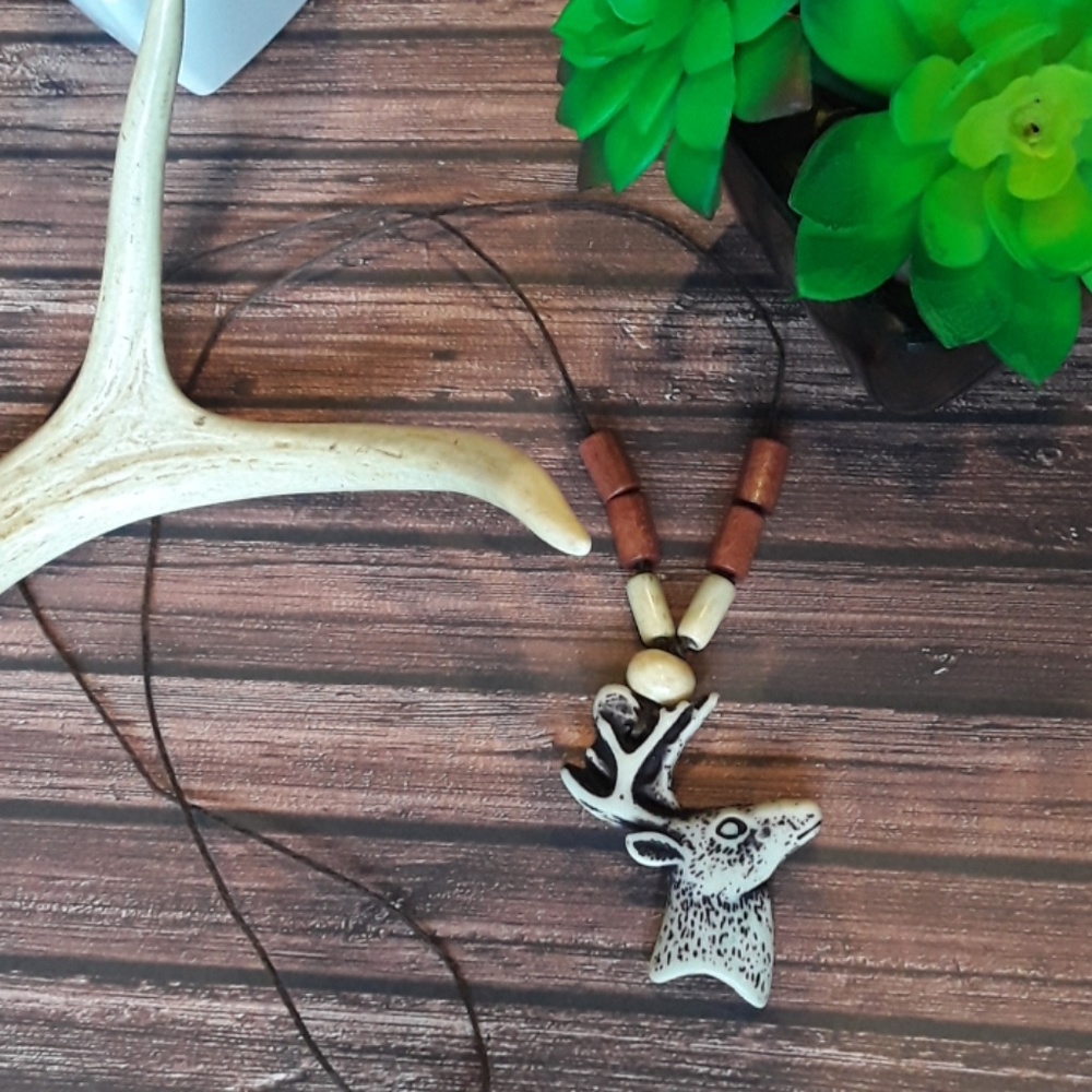 Reindeer necklace
